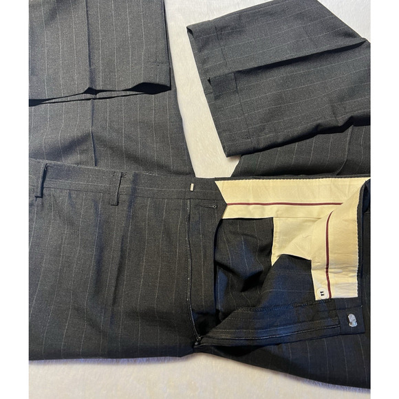 Vintage Jos A Bank Executive Collection Mens 44L 38x31 Gray Suit Banker's Stripe - Picture 7 of 16